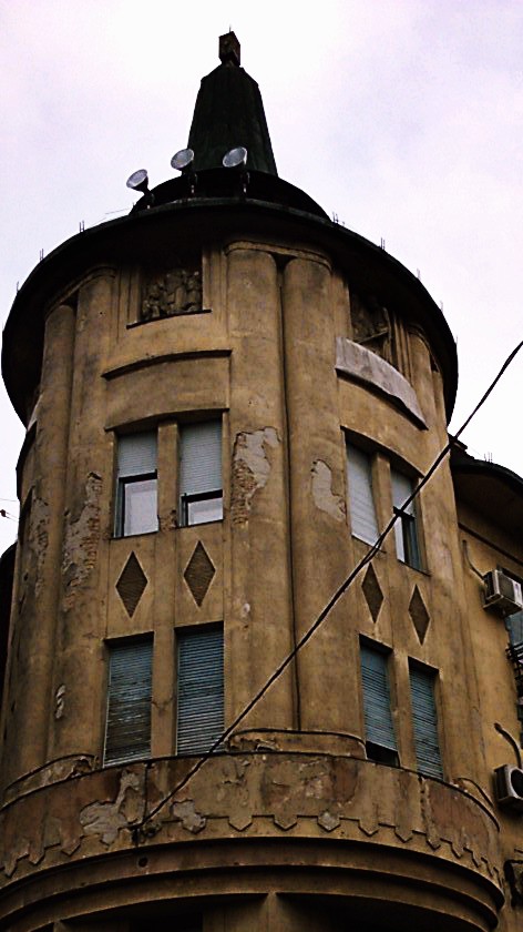 загадочная мрачная башня в Суботице, отзыв, фото прогулка по городу