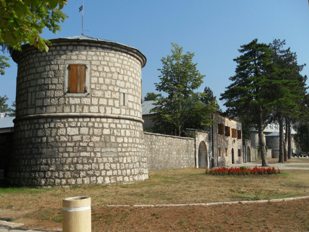 Замково-музейная Черногория